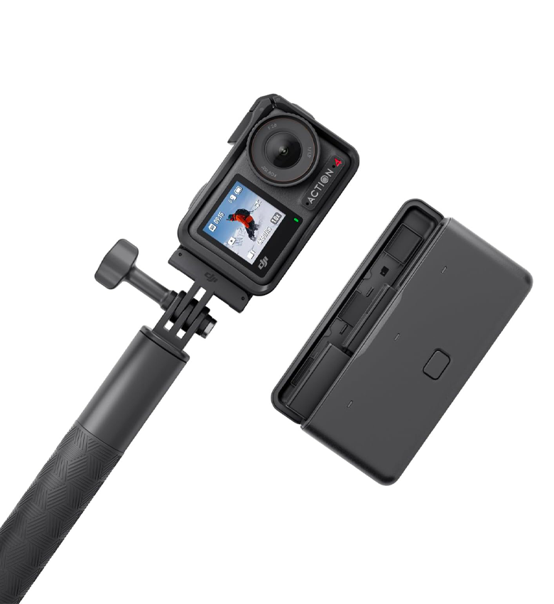 DJI Osmo Action 4 Adventure Combo - Caméra d'action étanche 4K/120 ips avec capteur 1/1,3", performances couleur 10 bits et D-Log M, jusqu'à 7,5 h avec 3 batteries, caméra extérieure pour voyage.